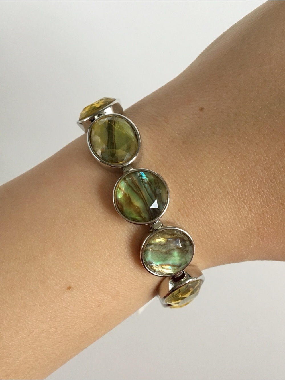 NWOT Lia Sophia Abalone Round Stone Clasp Bracelet